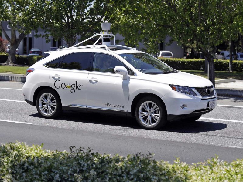 Google's vision of a driverless future just got a big boost from the government