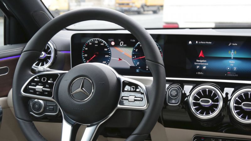 Mercedes-Benz to Make its Sindelfingen Tech Center its Global ‘Electric Software Hub', Plans to Hire 3,000 Developers