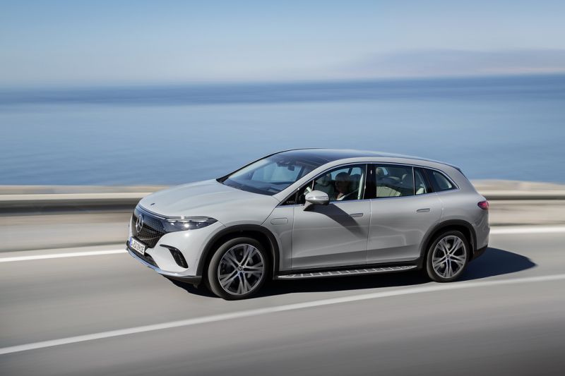 Mercedes-Benz Unveils its Fully-Electric EQS SUV That Will Be Built in the U.S.