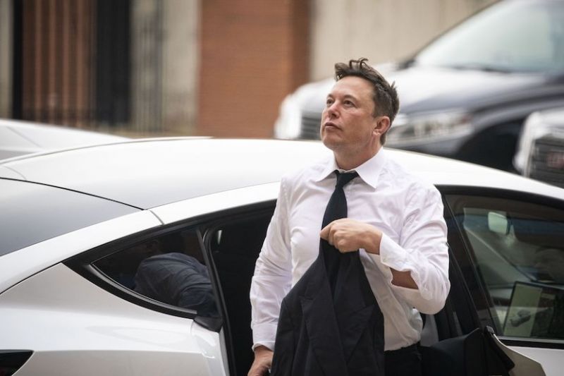 Elon Musk Wants to Cut Around 10% of Tesla's Global Workforce, Blames Economic Uncertainty
