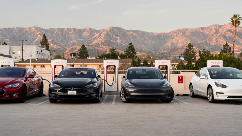 California's Electric Vehicle Sales for Q1-Q3 2022 Show That Tesla is Facing Growing Competition