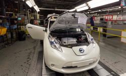 Nissan in talks to divest stake in EV battery business, report says