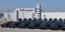 VW CEO denies plans for a giant electric vehicle battery factory