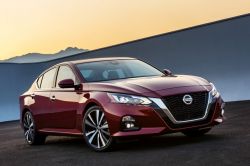 The 2019 Nissan Altima Will Offer a New Variable-Compression Engine