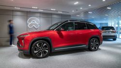 EV Startup NIO Launches a New 100 kWh 382 Mile Range Battery With a Subscription Plan