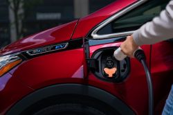 Tesla, General Motors Could Benefit Greatly From New GREEN Act