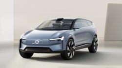 Volvo’s Concept Recharge is a Blueprint For the Brand’s EV Future