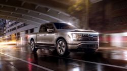 Ford Receives Over 130,000 Reservations for the F-150 Lightning, Strong Demand for Electrified Vehicles