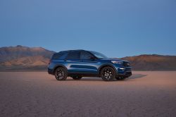 Ford to Begin Shipping Explorer Without Chips, Rear HVAC Controls
